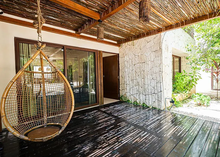 Villa Jungle - Chakra Artbat *